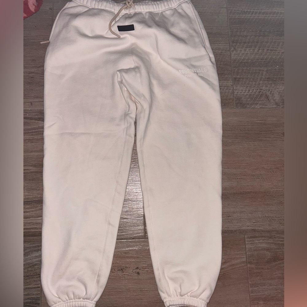 Essentials Sweatpants - Picture 2 of 5